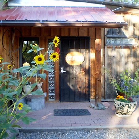 Silver River Adobe Inn Bed And Breakfast Farmington Ngoại thất bức ảnh