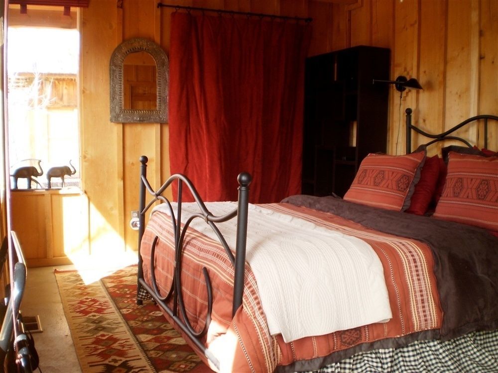 Silver River Adobe Inn Bed And Breakfast Farmington Ngoại thất bức ảnh